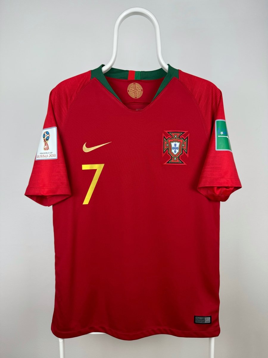 Cristiano Ronaldo - Portugal 2018 home shirt 🇵🇹