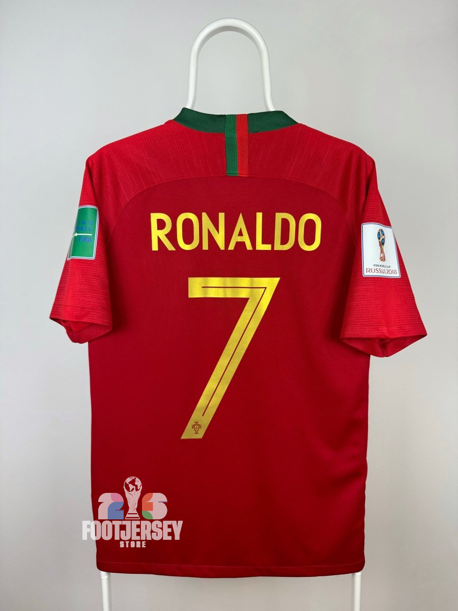 Cristiano Ronaldo - Portugal 2018 home shirt 🇵🇹