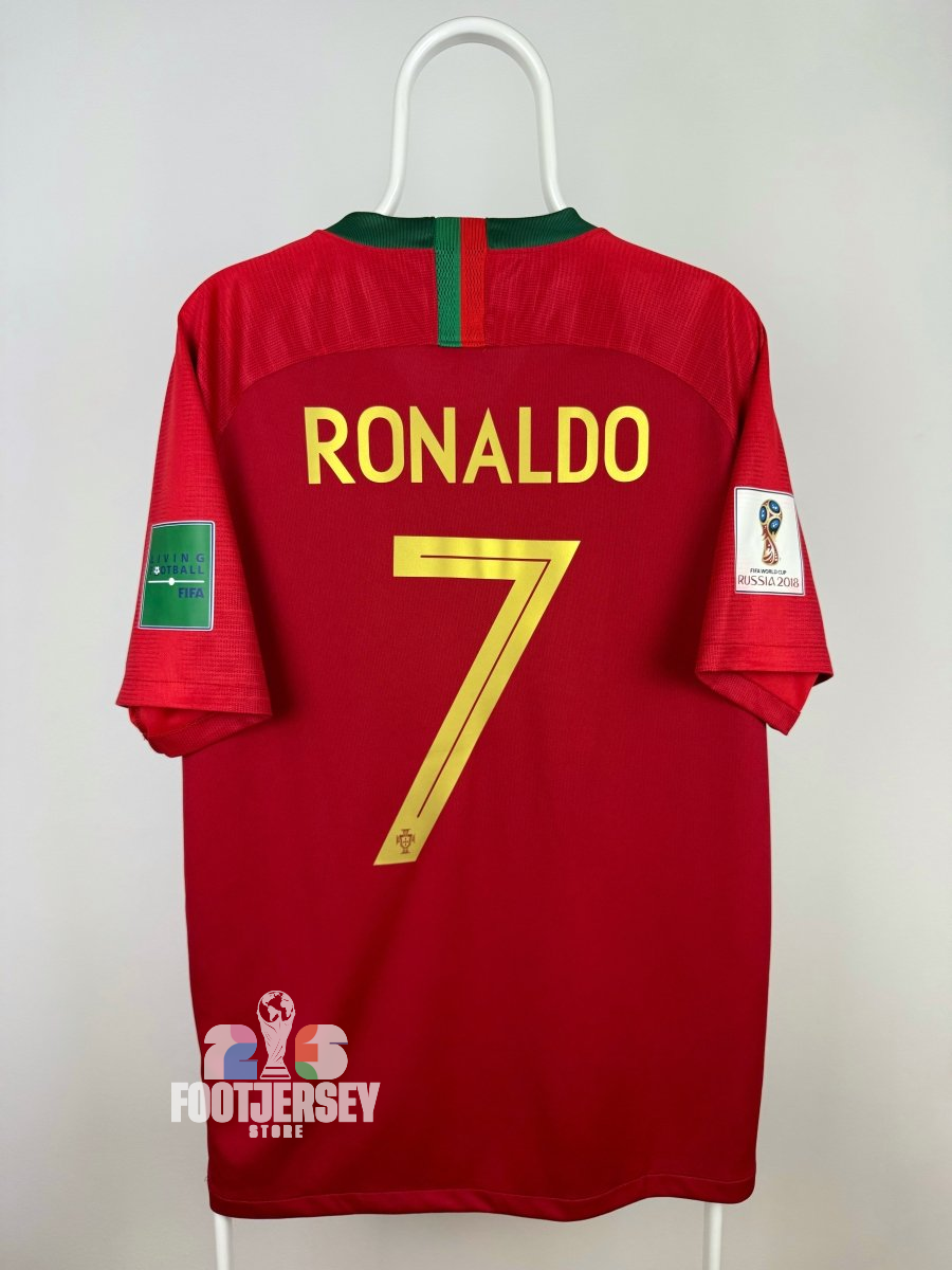 Cristiano Ronaldo - Portugal 2018 home jersey 🇵🇹