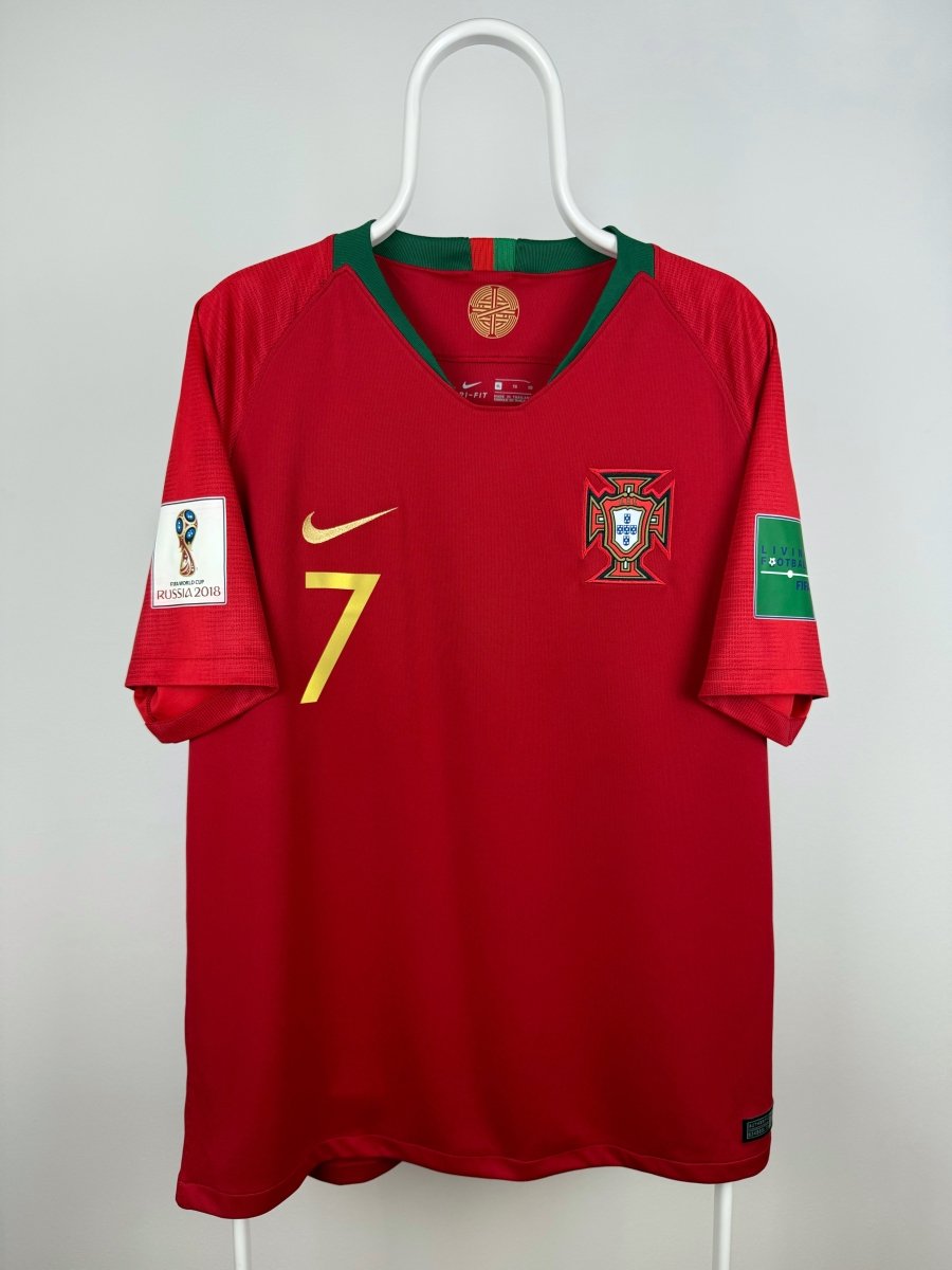 Cristiano Ronaldo - Portugal 2018 home jersey 🇵🇹