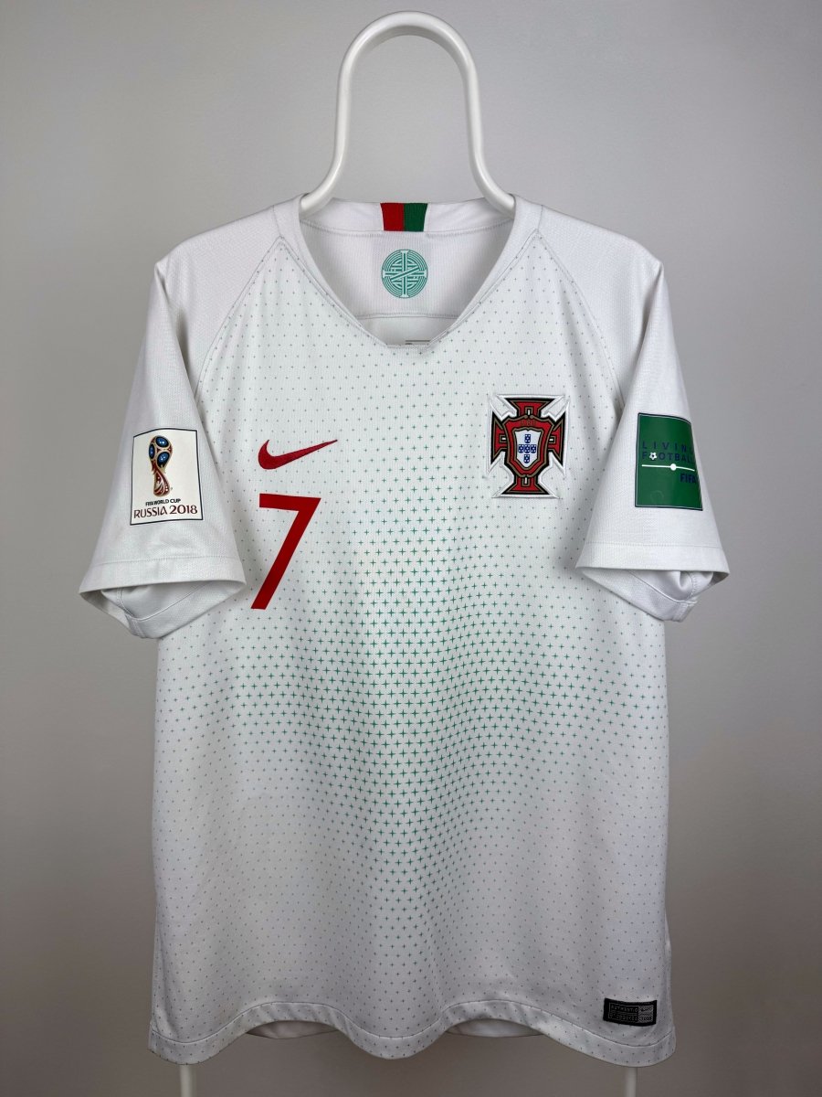 Cristiano Ronaldo - Portugal 2018 away shirt 🇵🇹