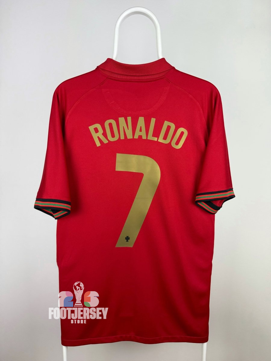 Cristiano Ronaldo - Portugal 2021 home shirt 🇵🇹