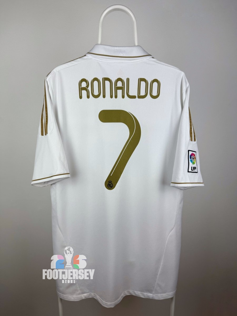 Cristiano Ronaldo - Real Madrid 2011/12 home shirt 🇵🇹
