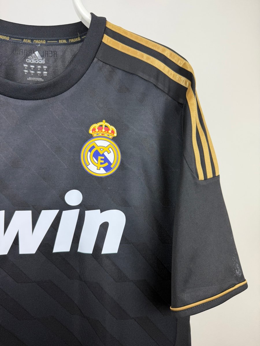 Cristiano Ronaldo - Real Madrid 2011/12 away shirt 🇵🇹