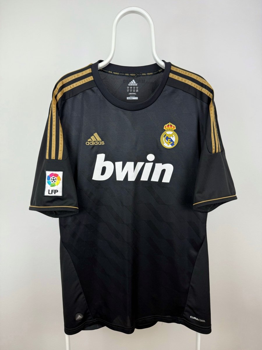 Cristiano Ronaldo - Real Madrid 2011/12 away shirt 🇵🇹