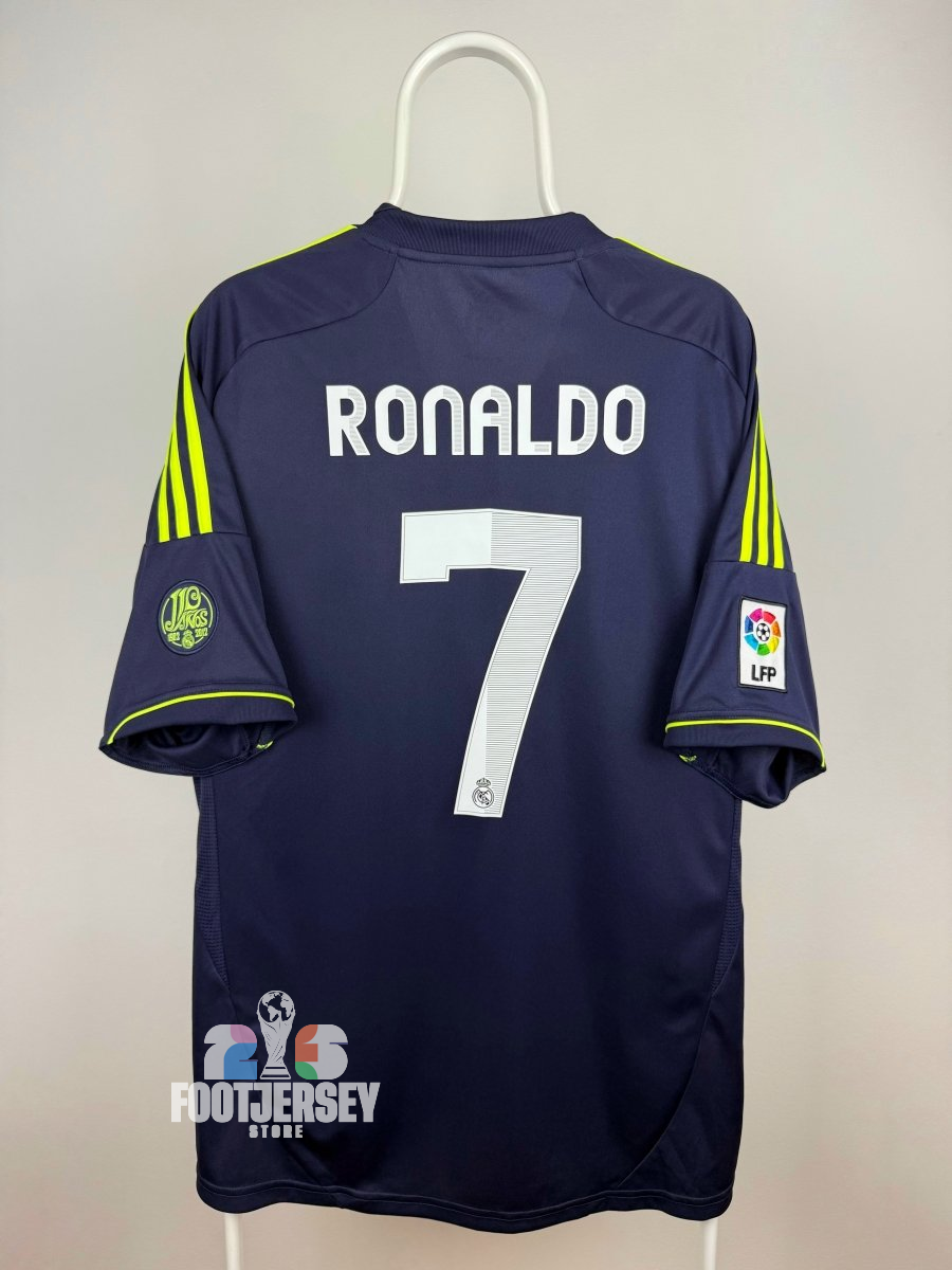 Cristiano Ronaldo - Real Madrid 2012/13 away shirt 🇵🇹
