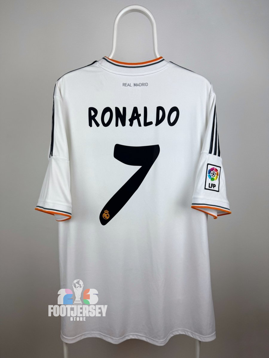 Cristiano Ronaldo - Real Madrid 2013/14 home jersey 🇵🇹