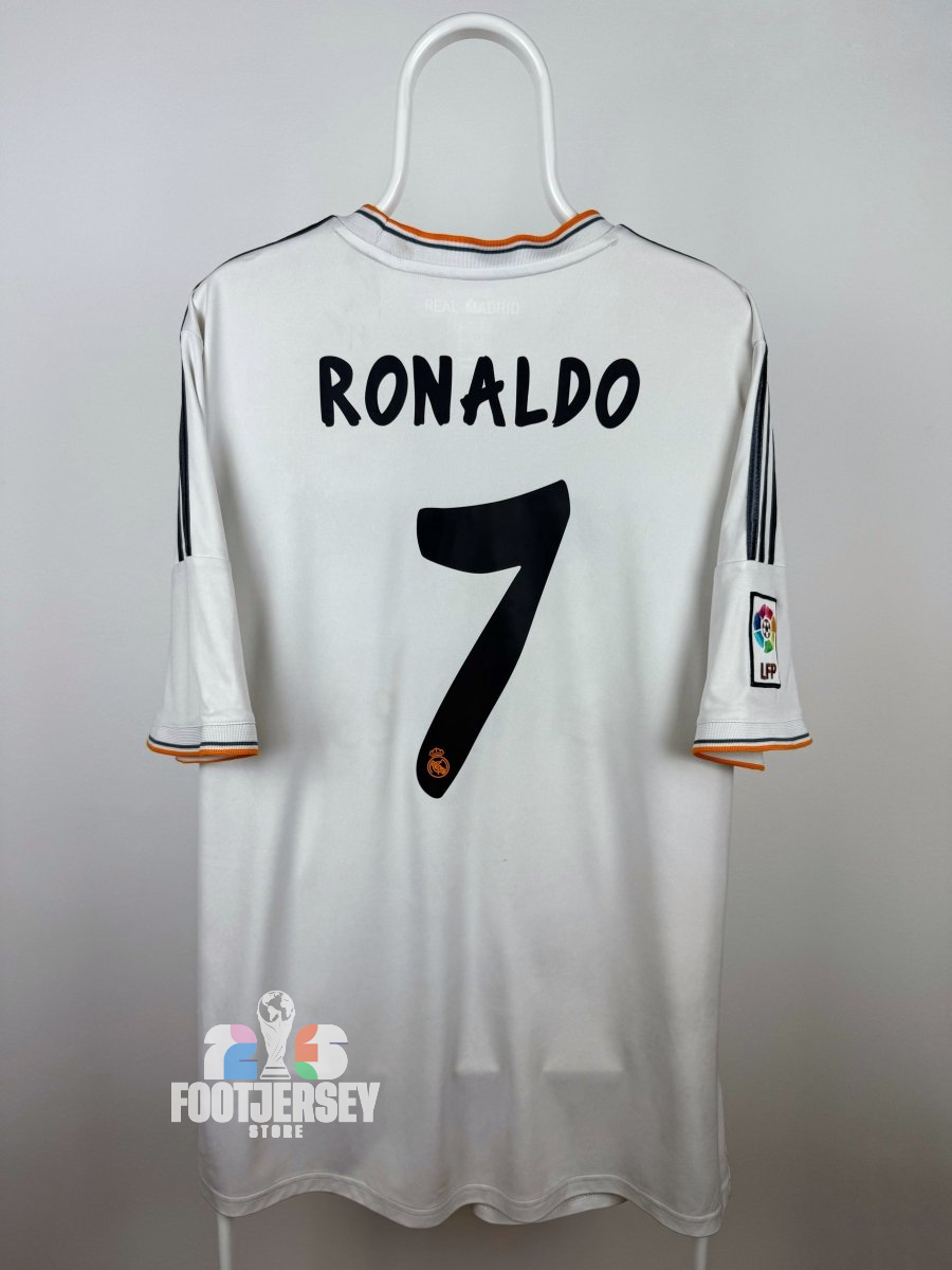 Cristiano Ronaldo - Real Madrid 2013/14 home jersey 🇵🇹