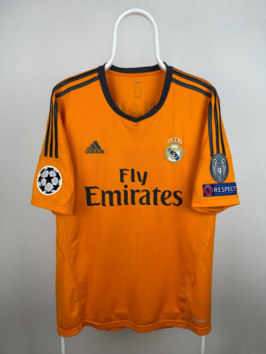 Cristiano Ronaldo - Real Madrid 2013/14 Away Shirt 🇵🇹