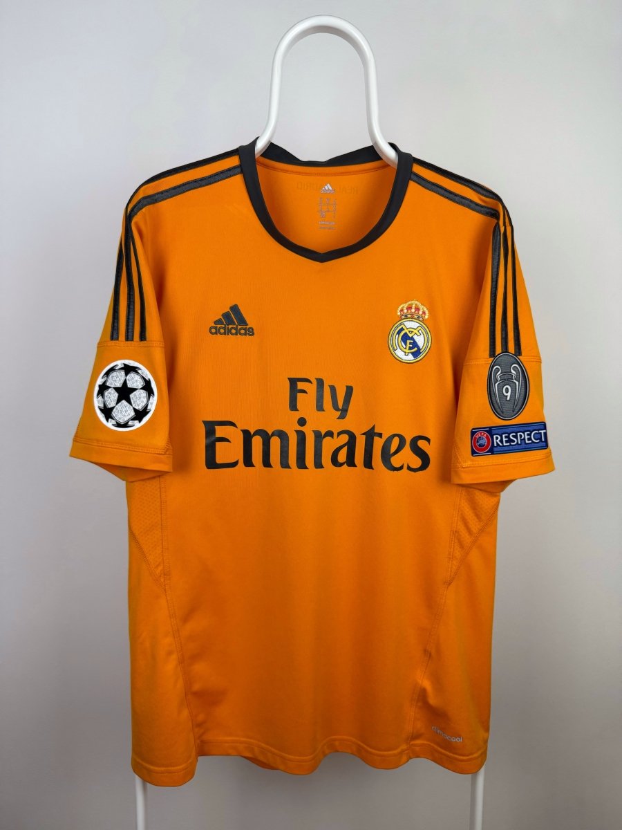 Cristiano Ronaldo - Real Madrid 2013/14 Away Shirt 🇵🇹