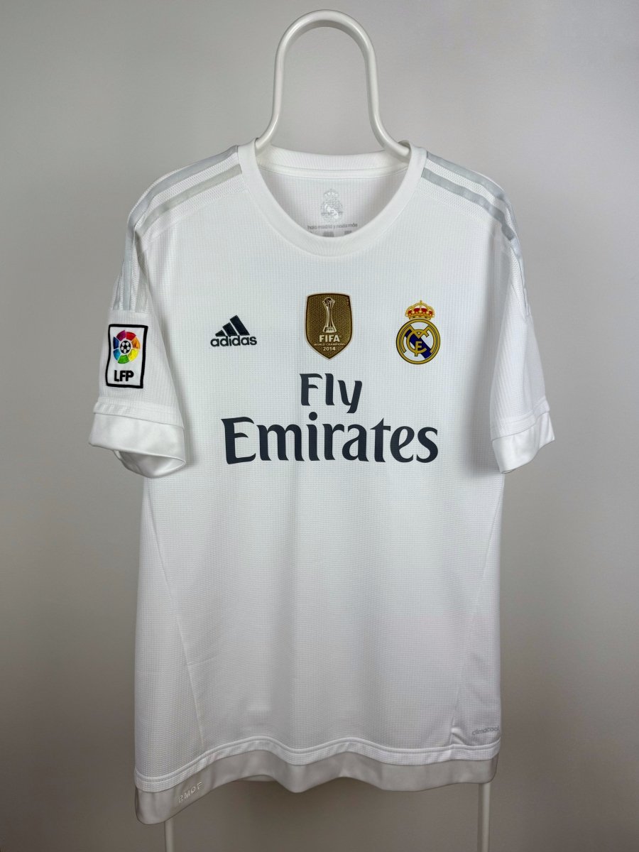 Cristiano Ronaldo - Real Madrid 2015/16 home shirt 🇵🇹