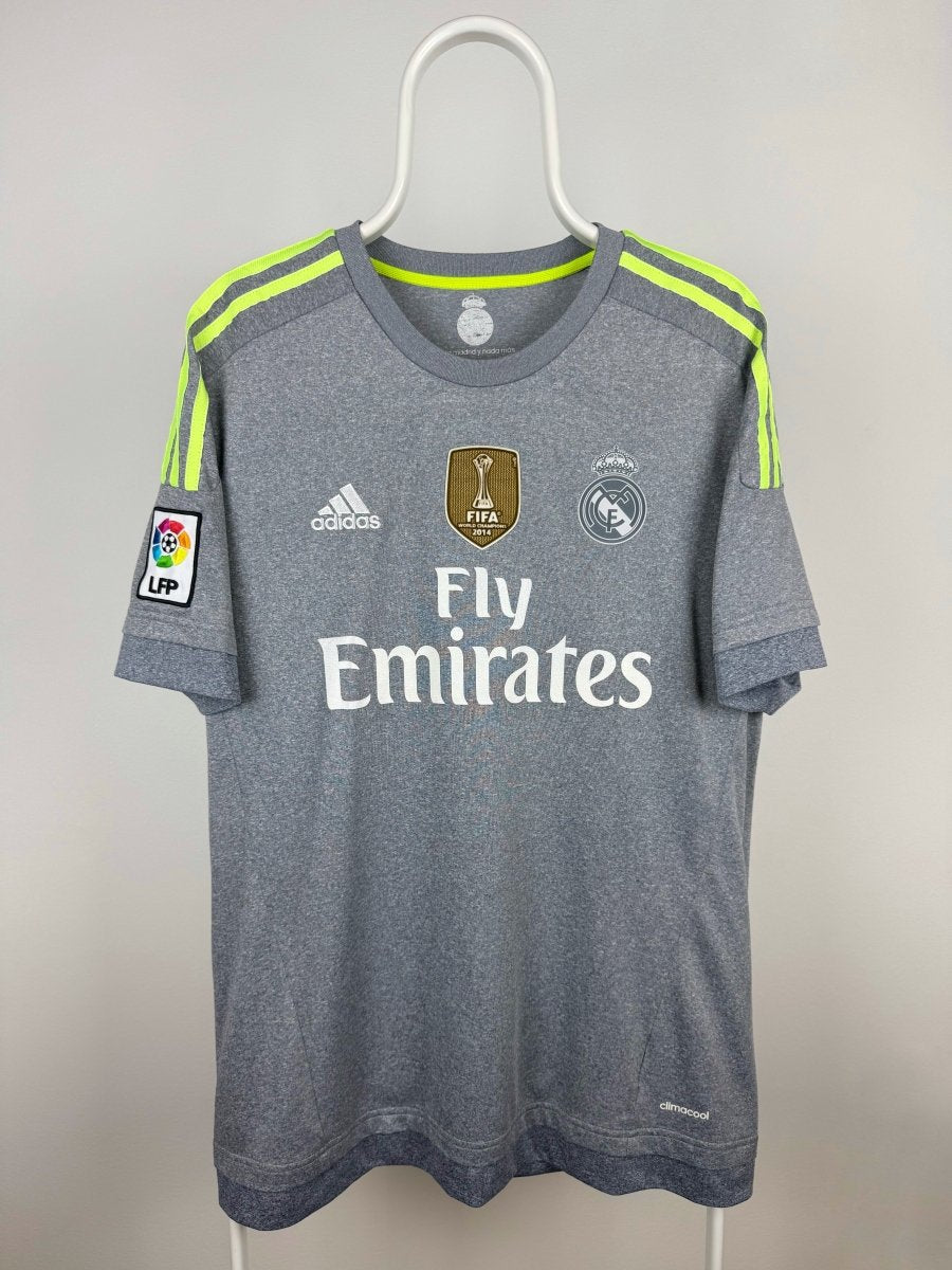 Cristiano Ronaldo - Real Madrid 2015/16 Away Shirt 🇵🇹
