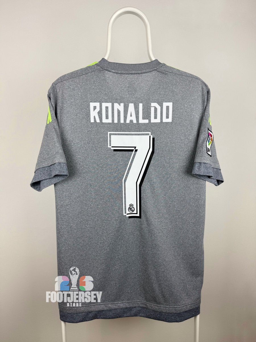 Cristiano Ronaldo - Real Madrid 2015/16 Away Shirt 🇵🇹