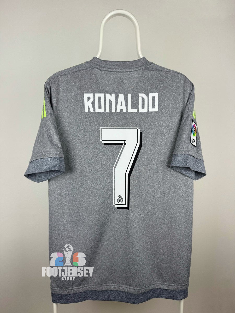 Cristiano Ronaldo - Real Madrid 2015/16 Away Shirt 🇵🇹