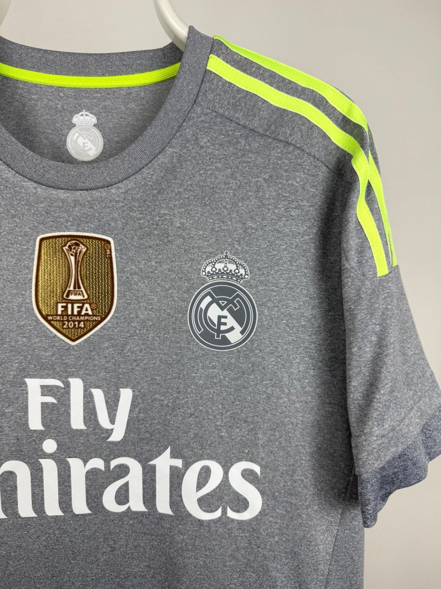 Cristiano Ronaldo - Real Madrid 2015/16 Away Shirt 🇵🇹