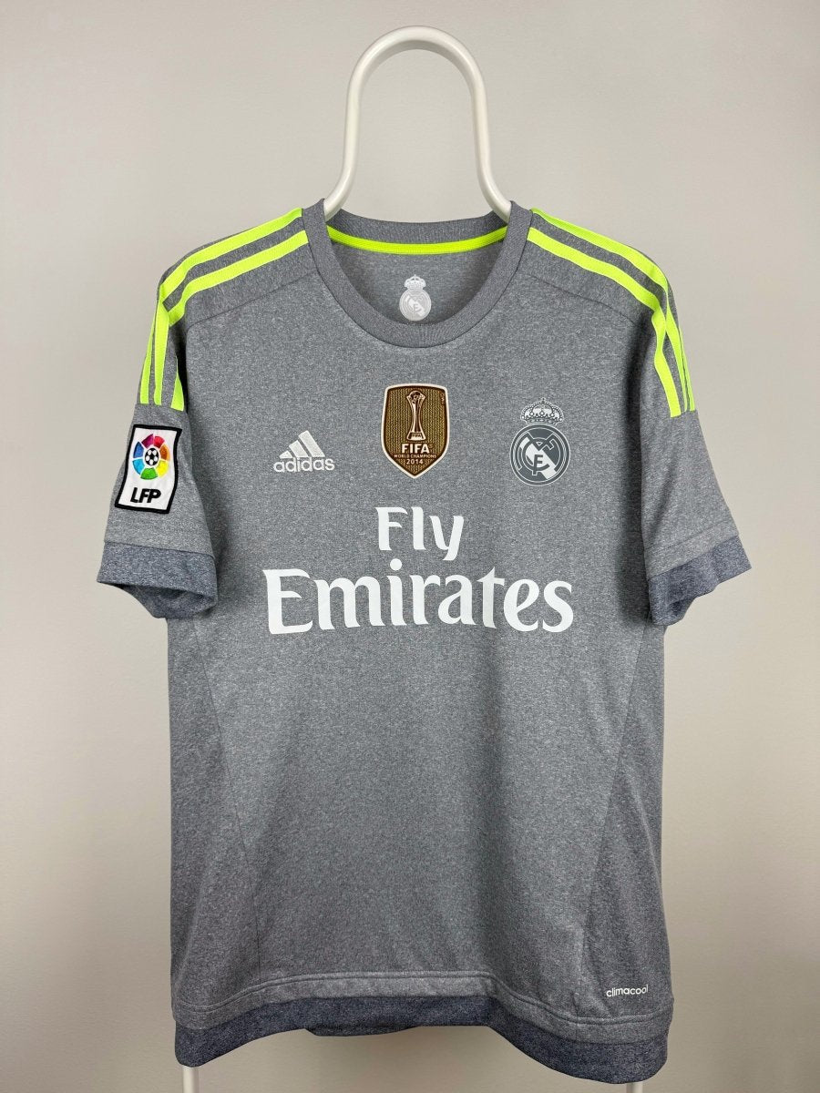 Cristiano Ronaldo - Real Madrid 2015/16 Away Shirt 🇵🇹