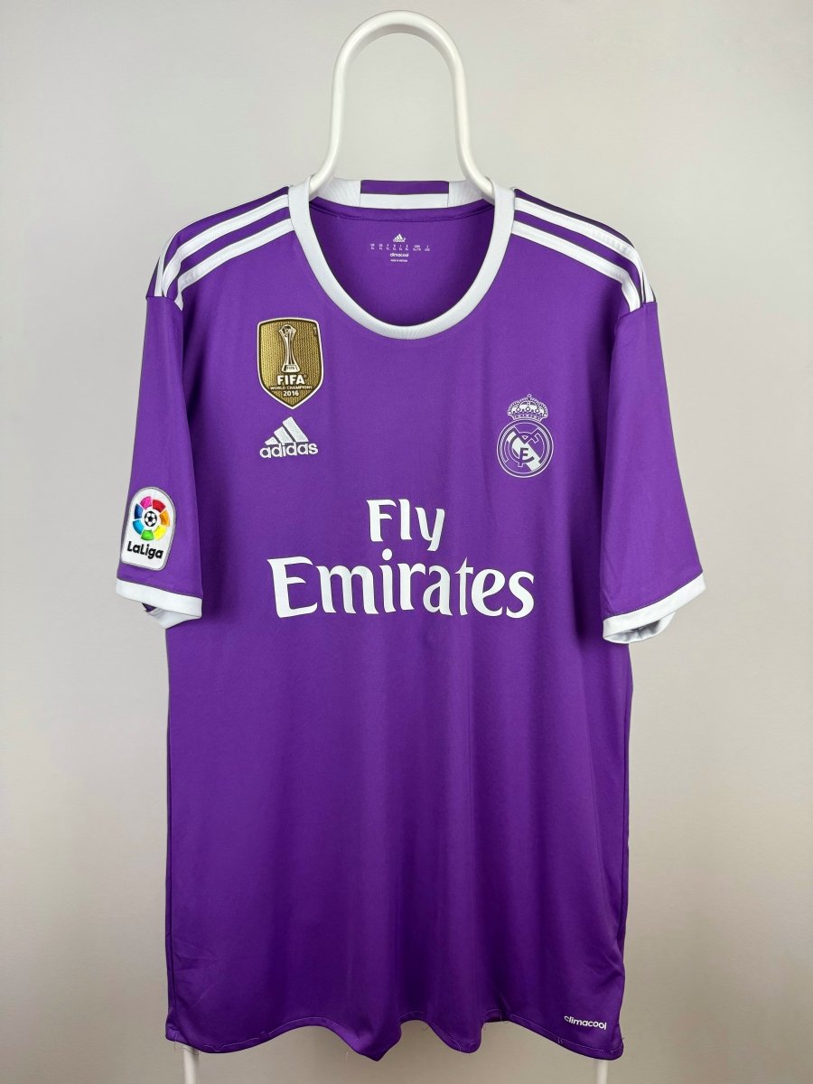 Cristiano Ronaldo - Real Madrid 2016/17 Away Shirt 🇵🇹