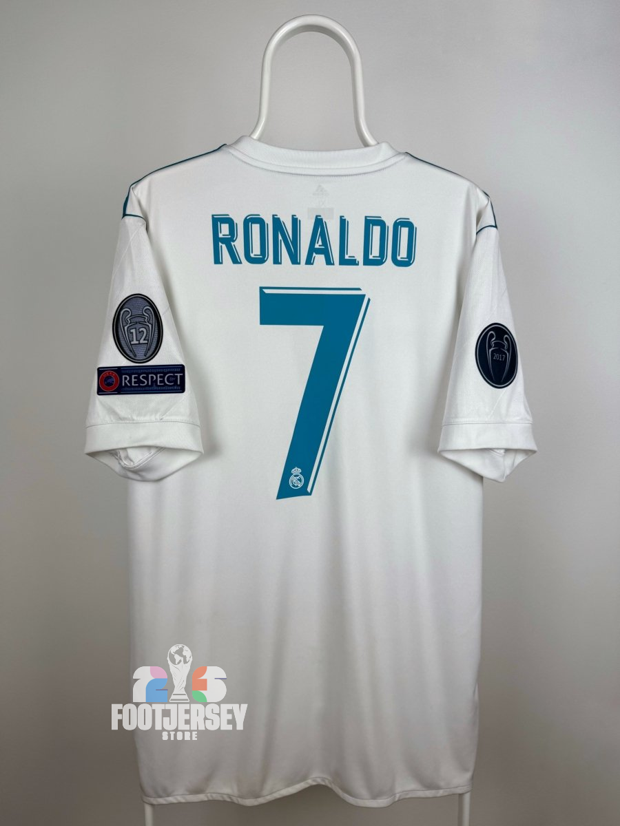 Cristiano Ronaldo - Real Madrid 2017/18 home shirt 🇵🇹