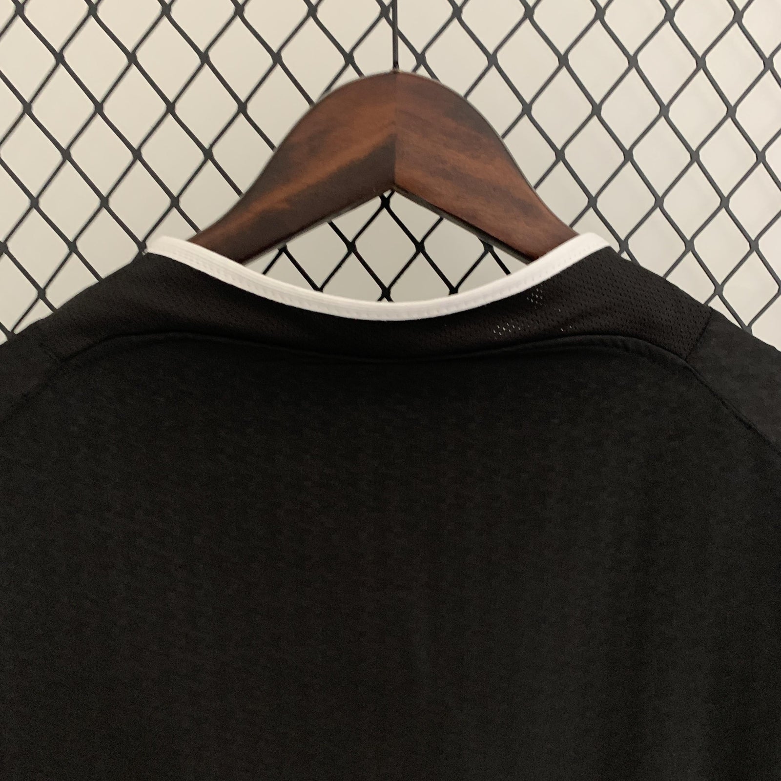 Retro Away 03/04 Men's Jersey