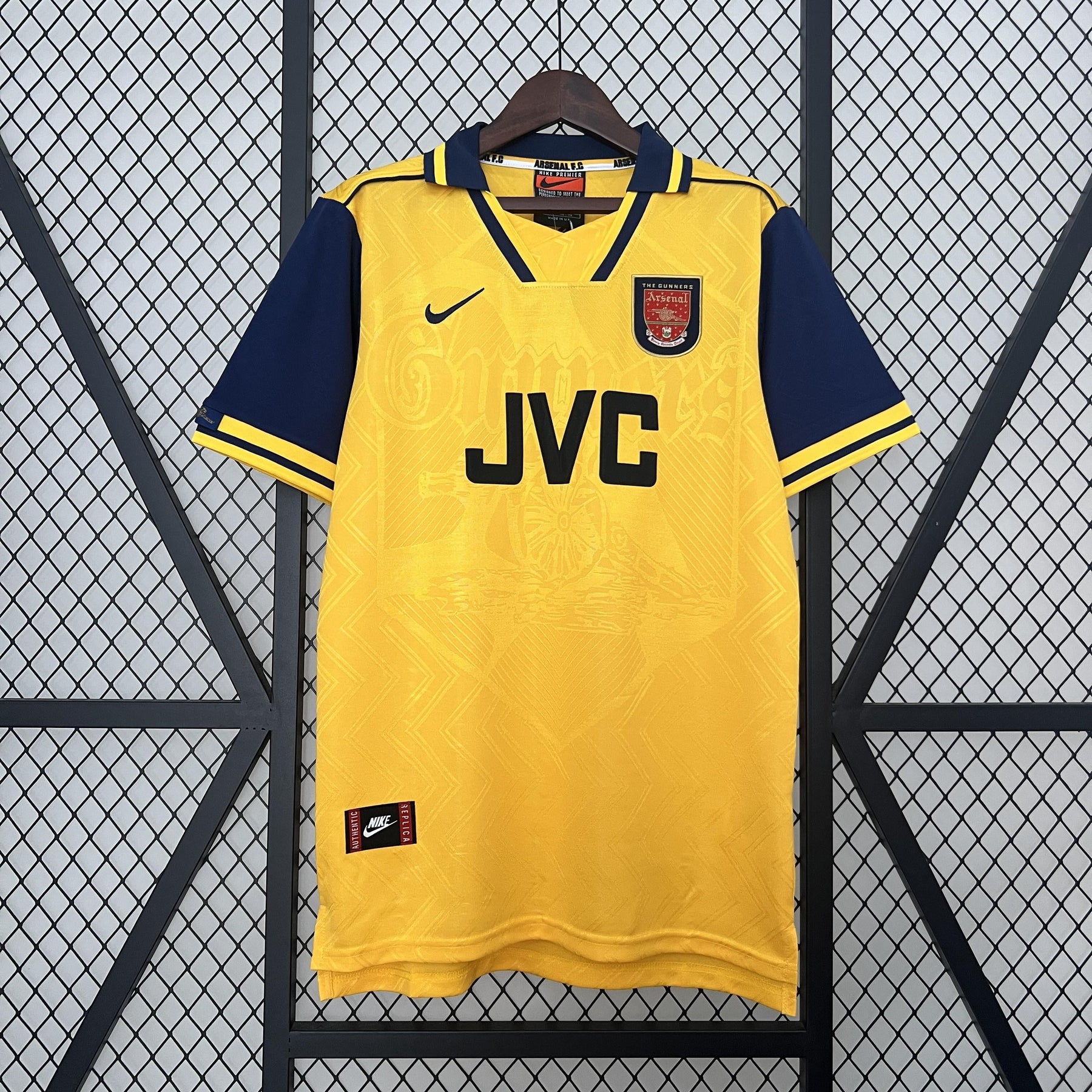 Arsenal Retro Jersey away 1996/97