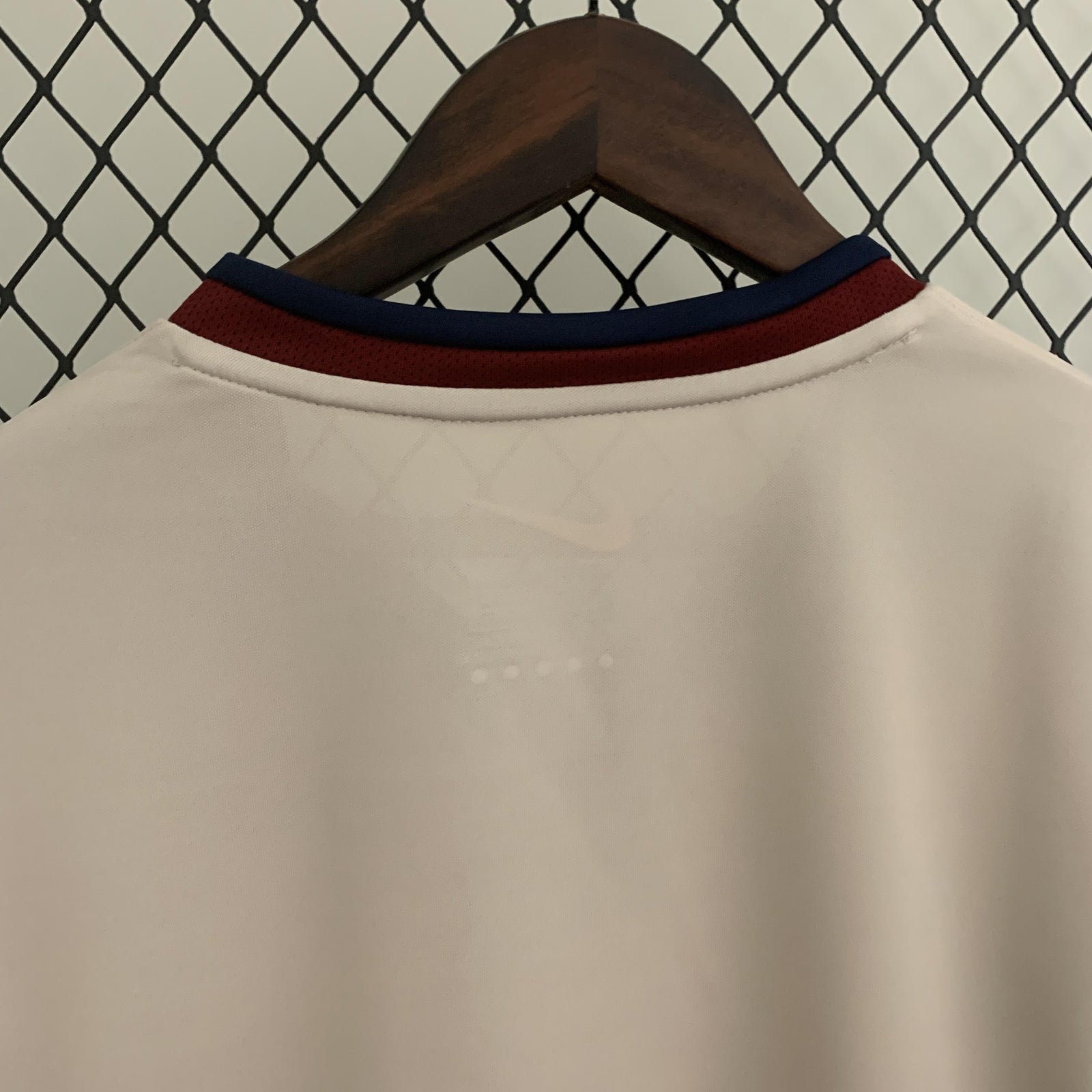 Barcelona Retro Away Jersey 98/99
