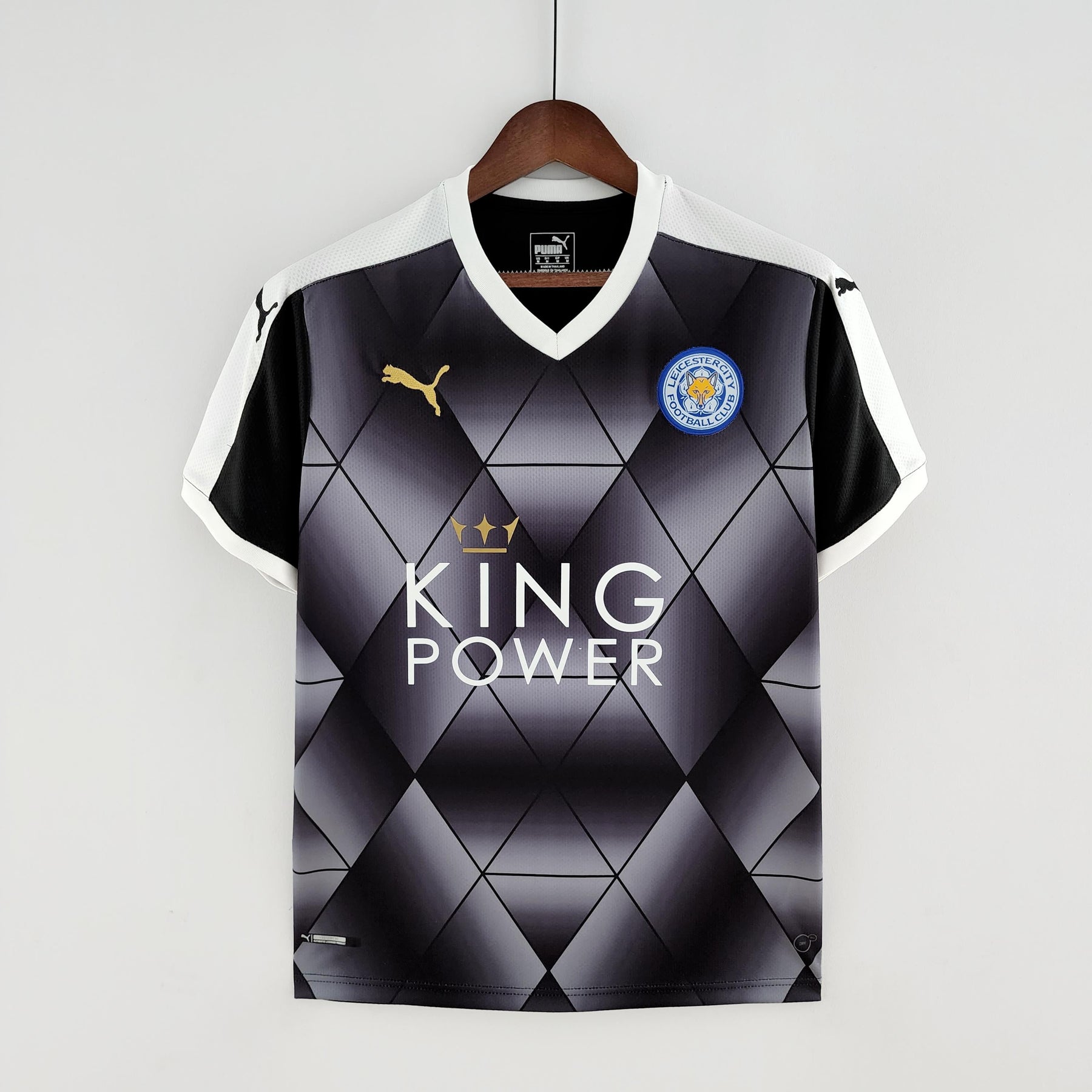 Leicester City Retro Away Jersey 2015/2016