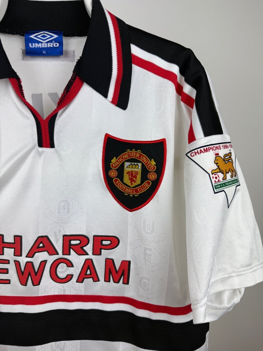 David Beckham - Manchester United 1997/98 Away Shirt 🏴󠁧󠁢󠁥󠁮󠁧󠁿