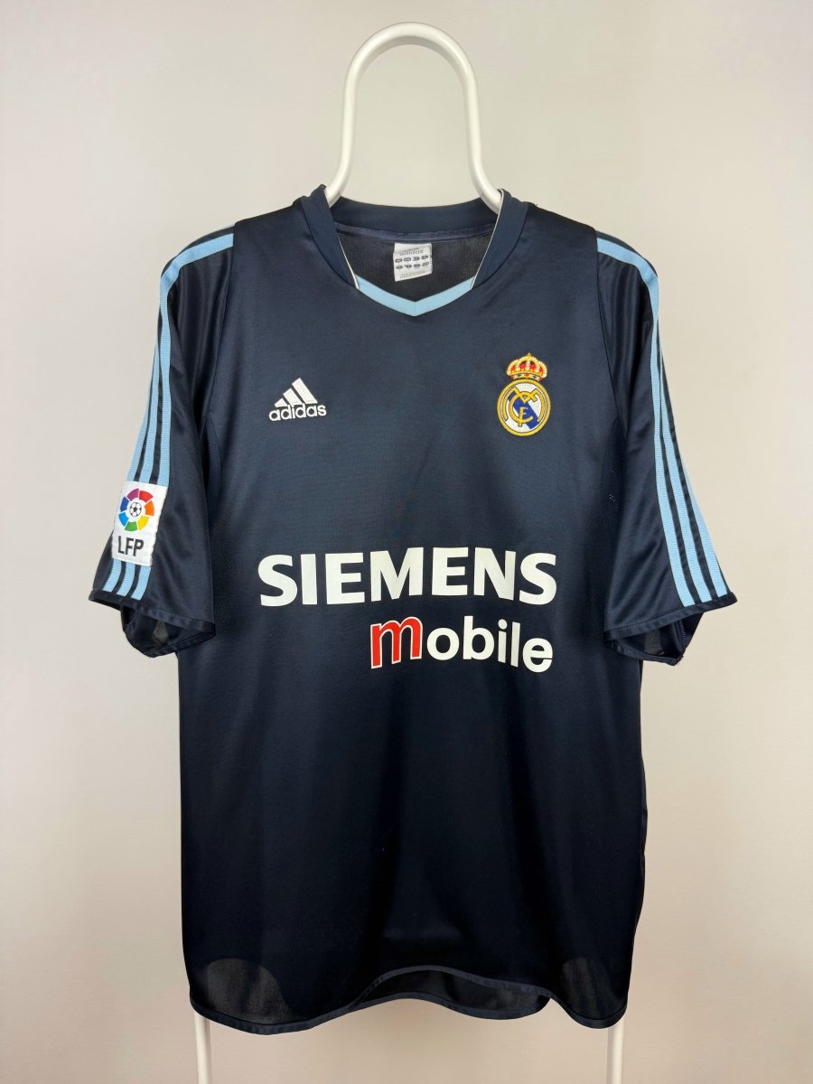 David Beckham - Real Madrid 2003/04 away shirt 🏴󠁧󠁢󠁥󠁮󠁧󠁿