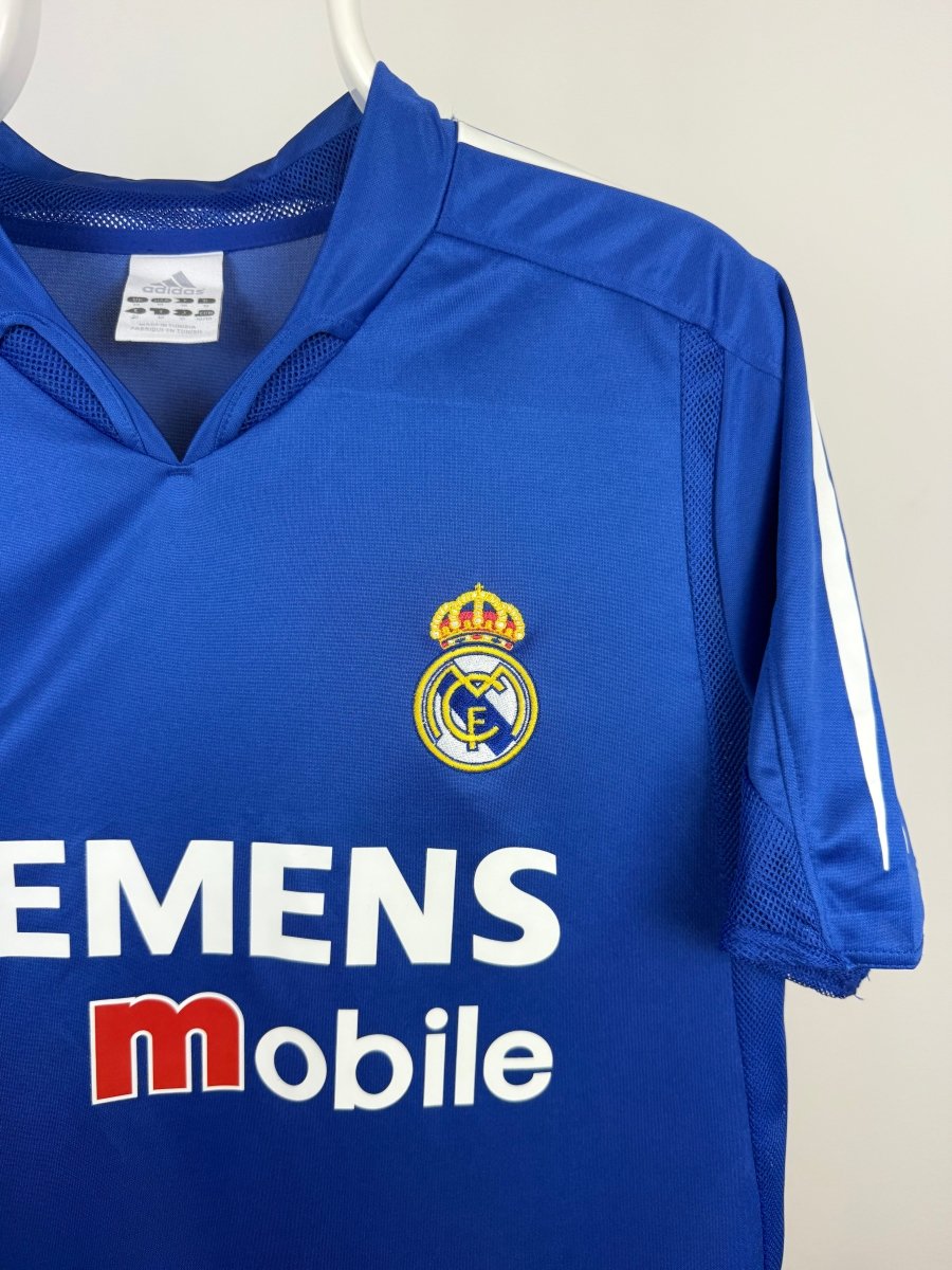 David Beckham - Real Madrid 2005/06 away shirt 🏴󠁧󠁢󠁥󠁮󠁧󠁿