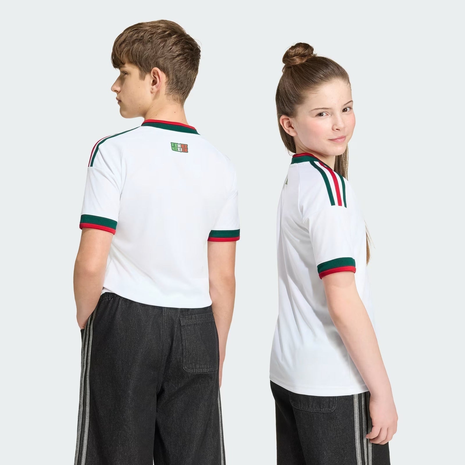 Away 26 Kids Kit