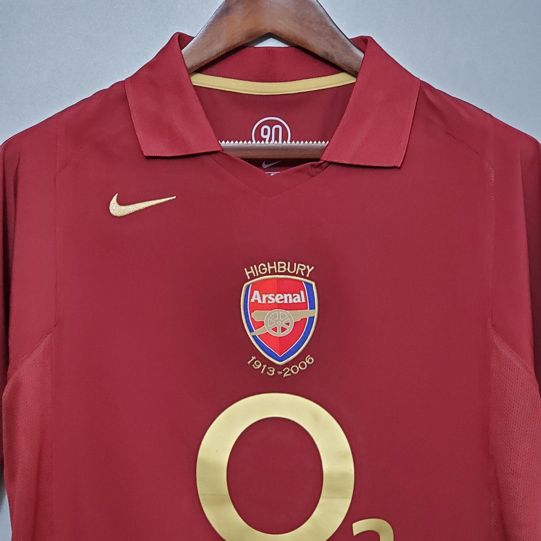 Arsenal Retro Jersey home 2005/2006