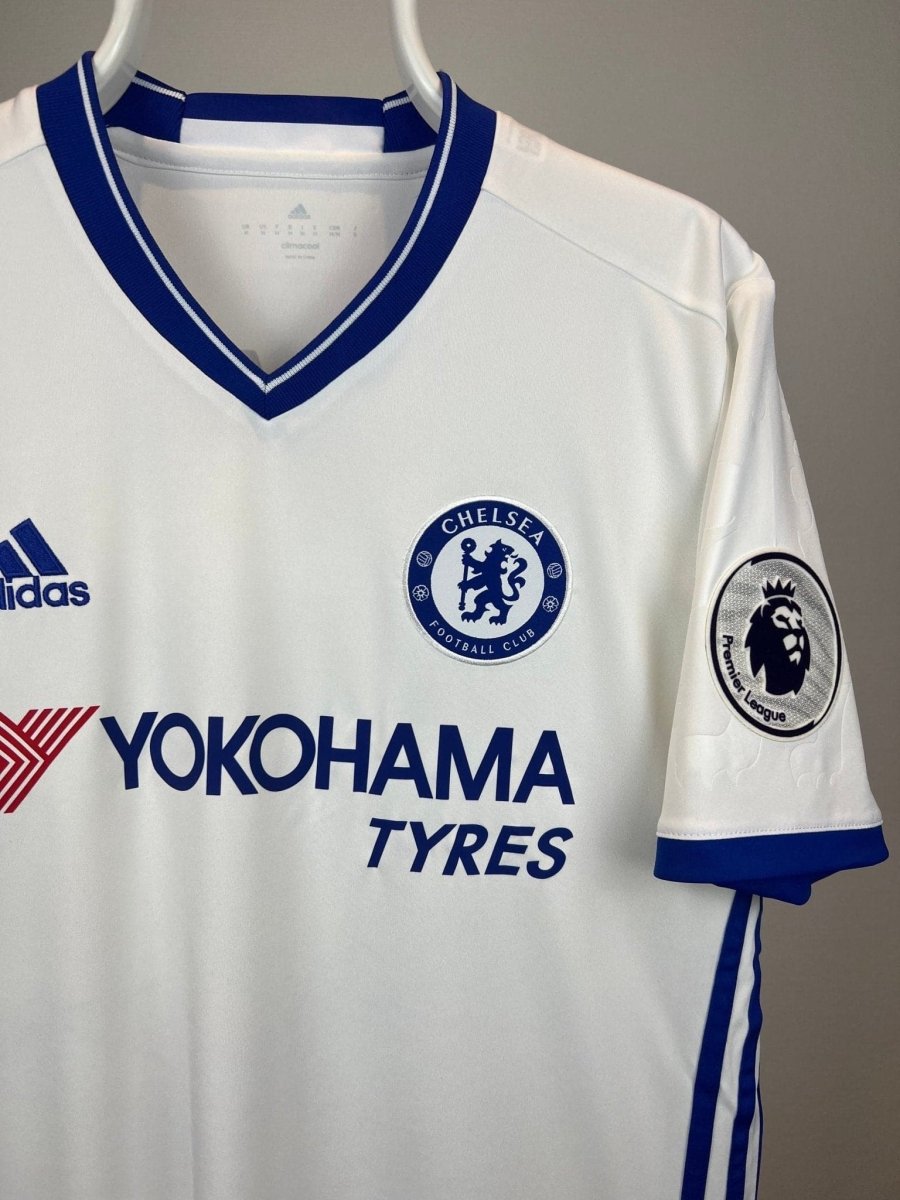 Eden Hazard - Chelsea 2016/17 away shirt 🇧🇪