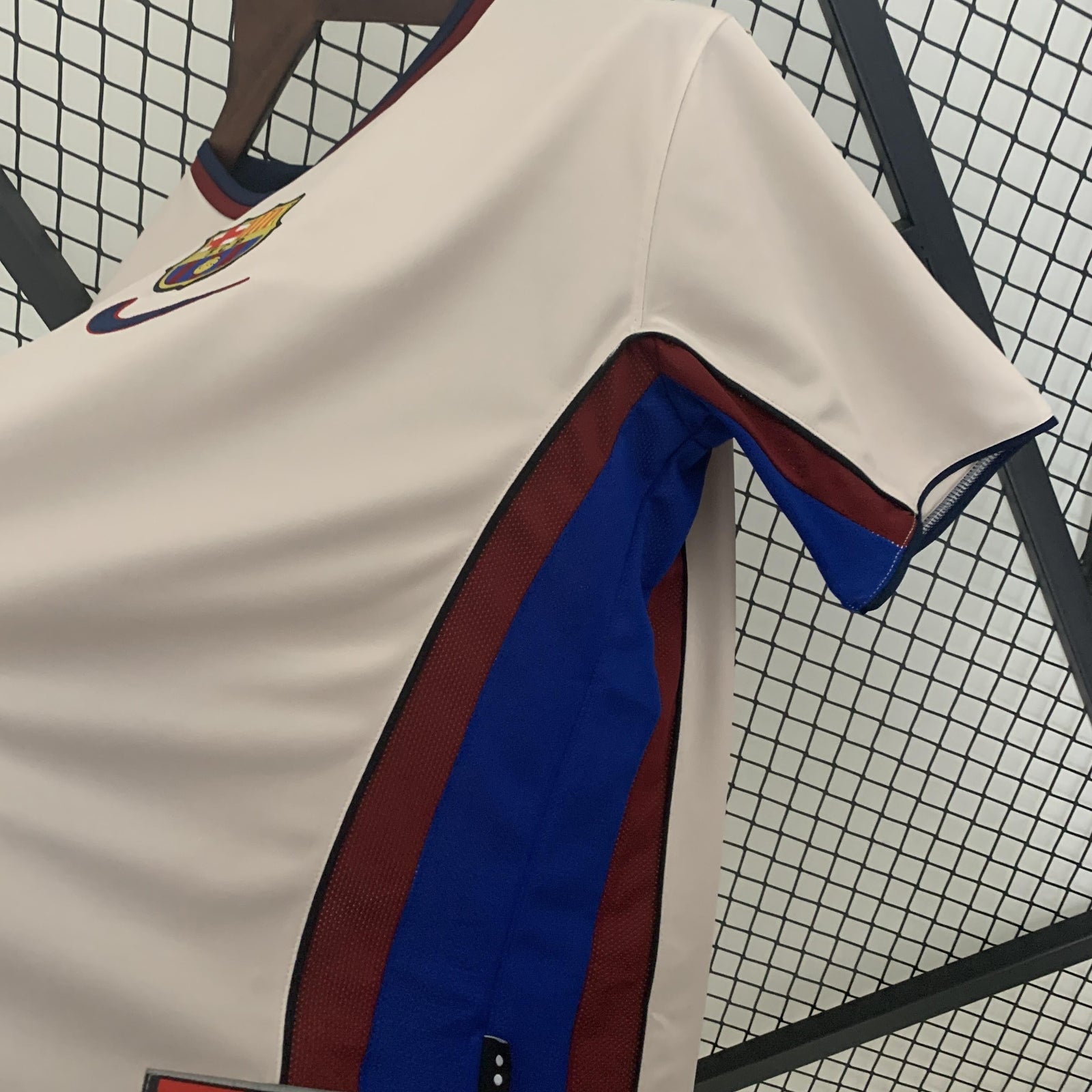 Barcelona Retro Away Jersey 98/99