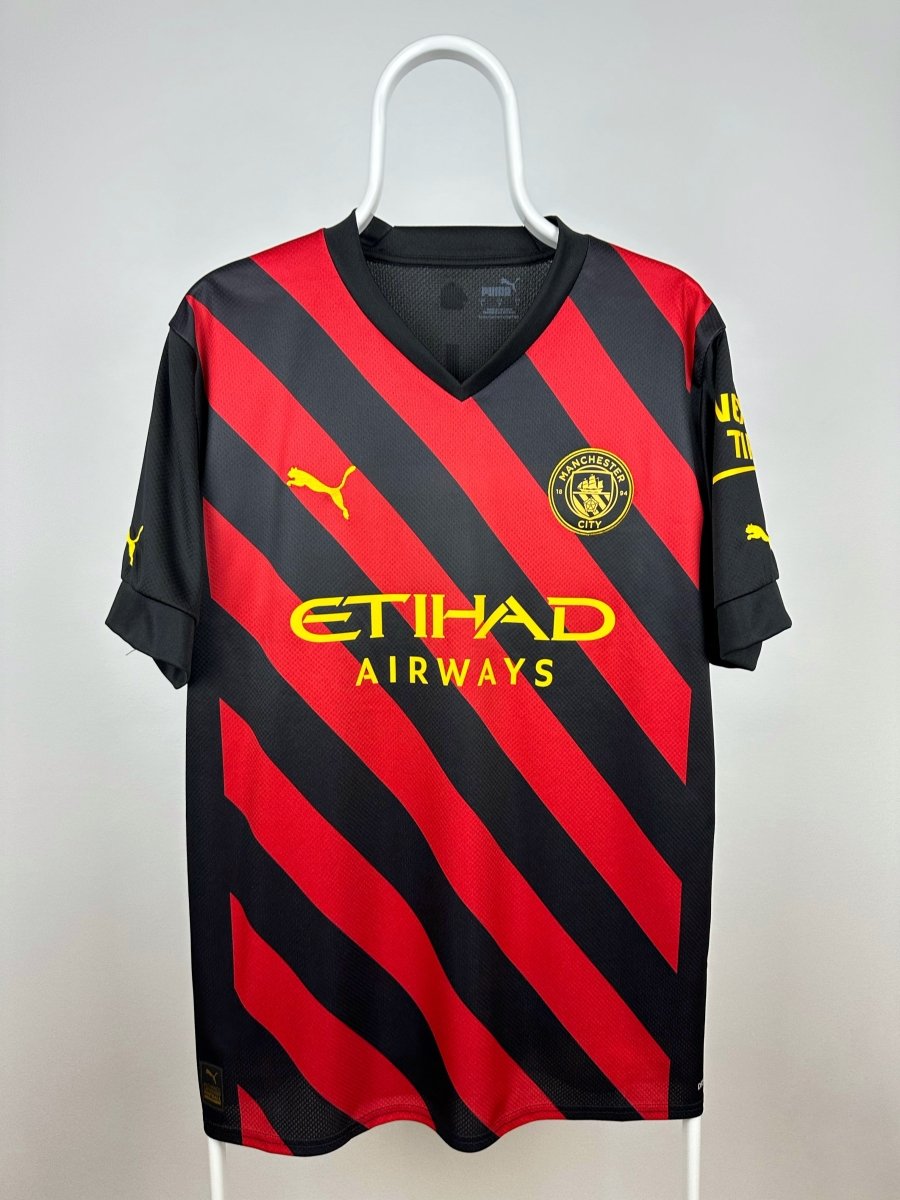 Erling Haaland - Manchester City 2022/23 away shirt 🇳🇴