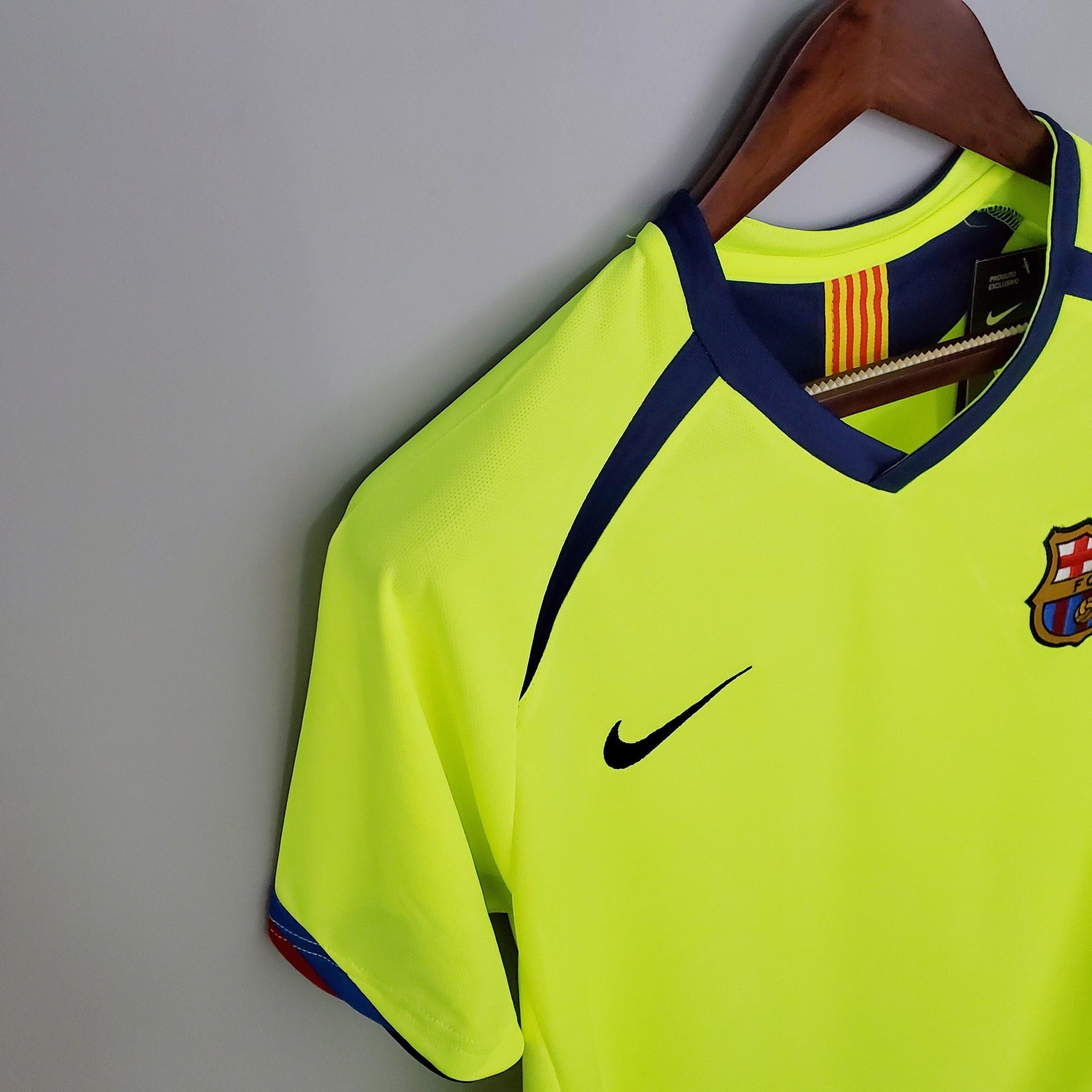 Barcelona Retro Away Jersey 2005/2006