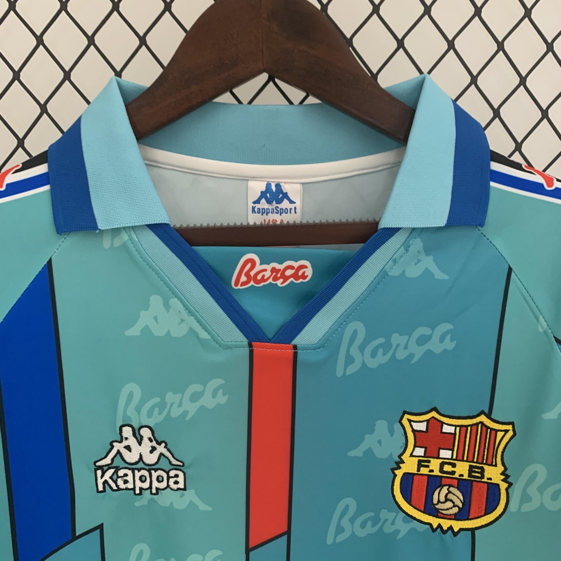 Barcelona Retro Away Jersey 1996/1997 - Long Sleeve