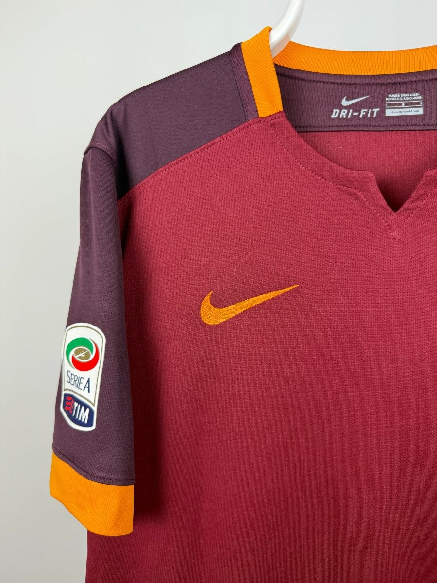 Francesco Totti - Roma 2015/16 home shirt 🇮🇹