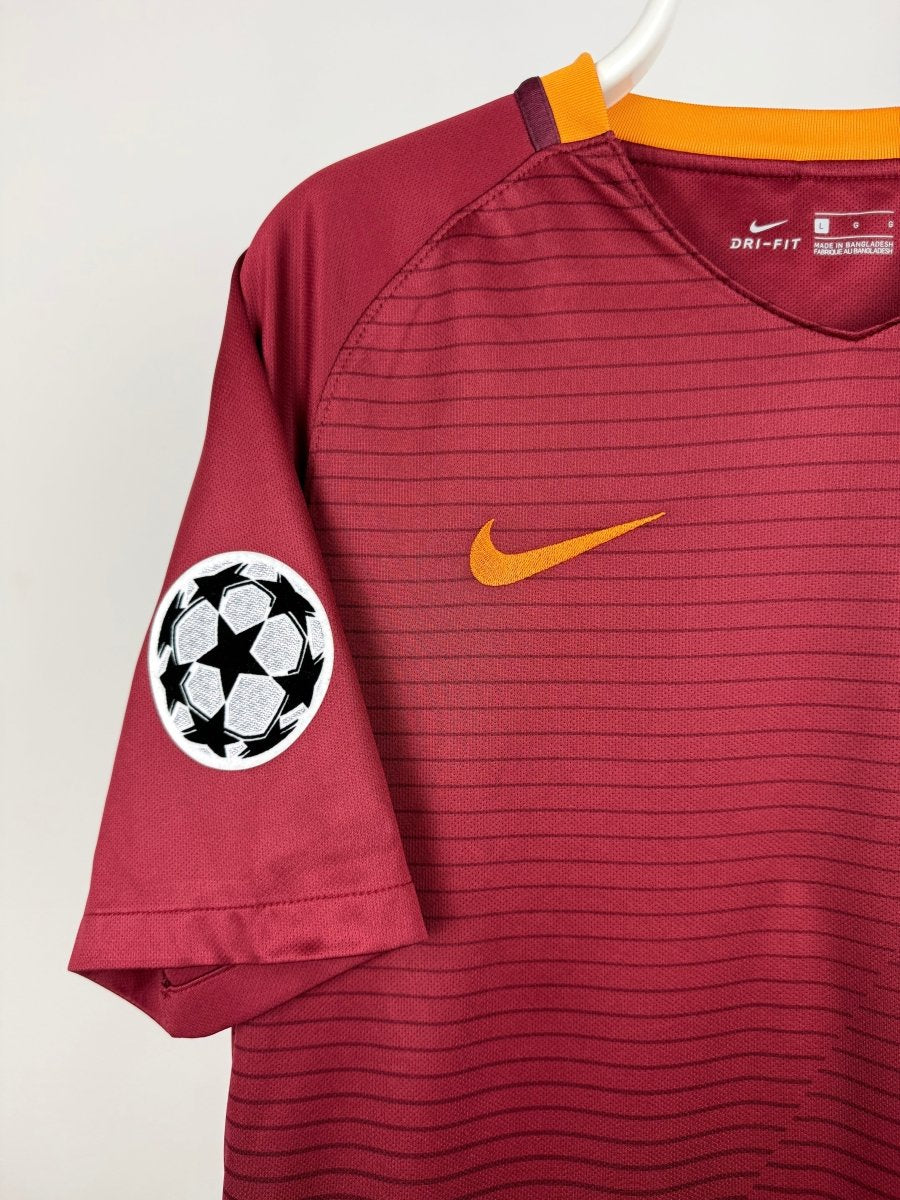 Francesco Totti - Roma 2016/17 home shirt 🇮🇹