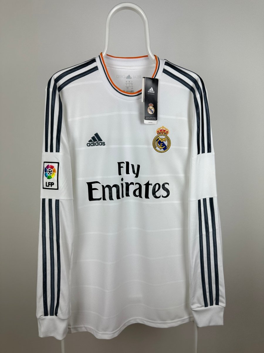 Gareth Bale - Real Madrid 2013/14 home shirt 🏴󠁧󠁢󠁥󠁮󠁧󠁿
