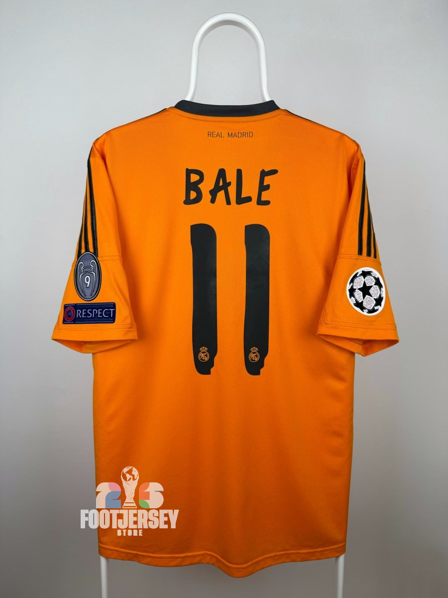 Gareth Bale - Real Madrid 2013/14 away shirt 🏴󠁧󠁢󠁷󠁬󠁳󠁿