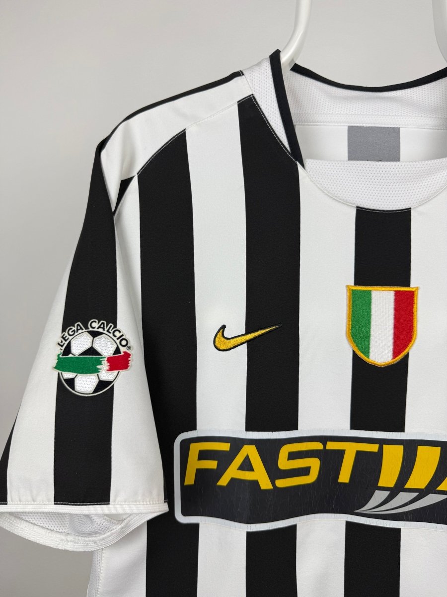 Gianluigi Buffon - Juventus 2003/04 home shirt 🇮🇹