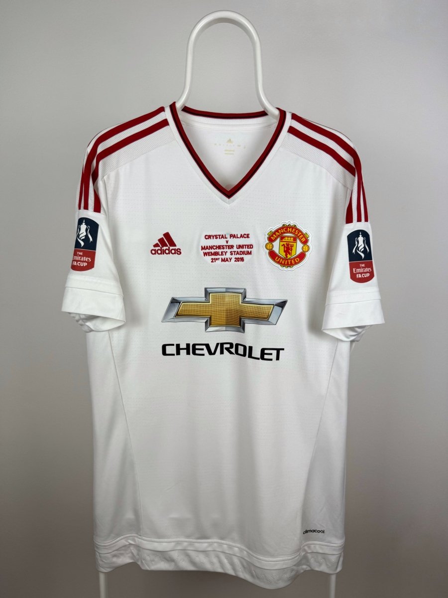 Jesse Lingard - Manchester United 2015/16 away shirt 🏴󠁧󠁢󠁥󠁮󠁧󠁿