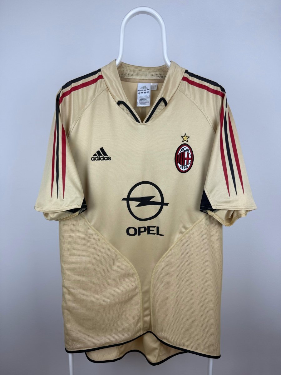 Kaka - AC Milan 2004/05 away shirt 🇧🇷