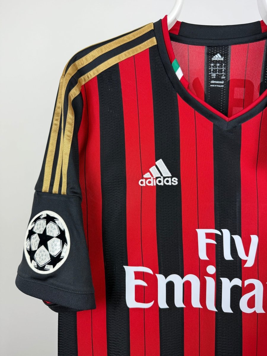 Kaka - AC Milan 2013/14 home shirt 🇧🇷