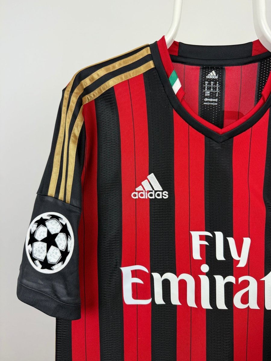 Kaka - AC Milan 2013/14 home jersey 🇧🇷