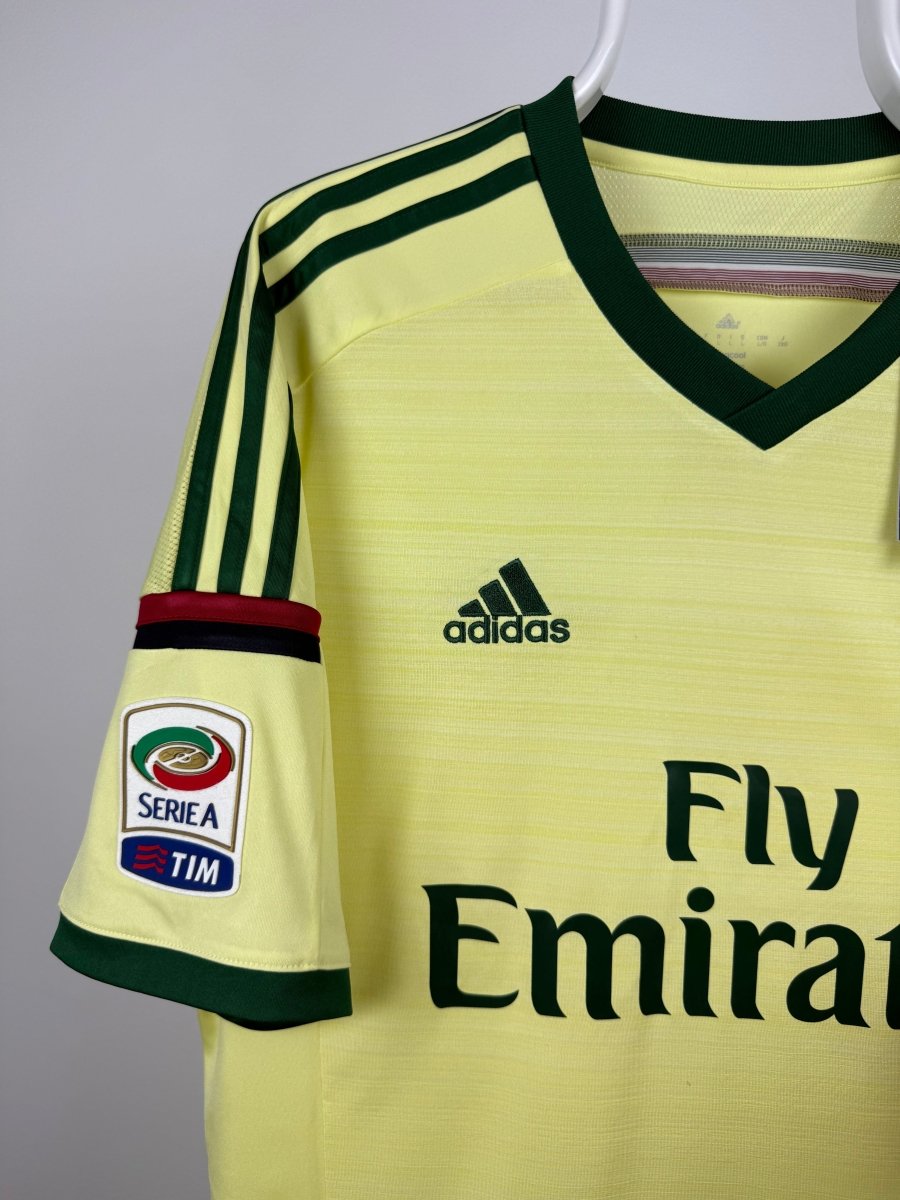 Kaka - AC Milan 2014/15 away shirt 🇧🇷