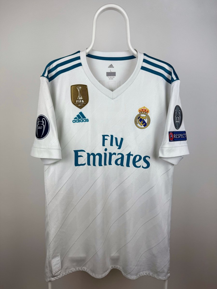 Karim Benzema - Real Madrid 2017/18 home shirt 🇫🇷