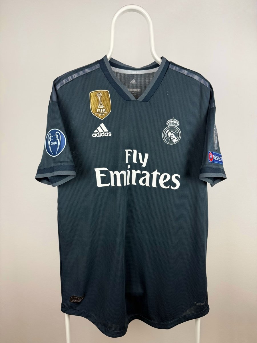 Karim Benzema - Real Madrid 2018/19 away shirt AUTHENTIC 🇫🇷