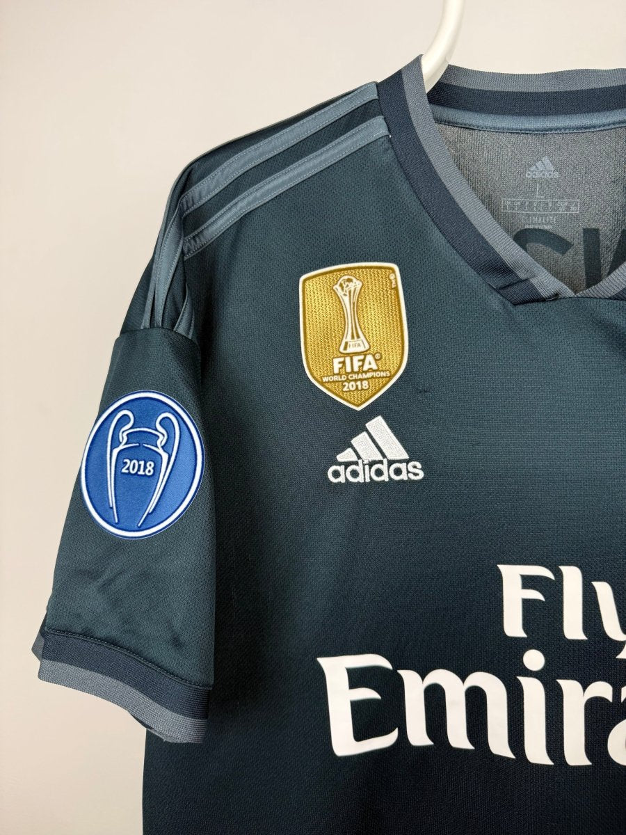 Karim Benzema - Real Madrid 2018/19 away shirt 🇫🇷