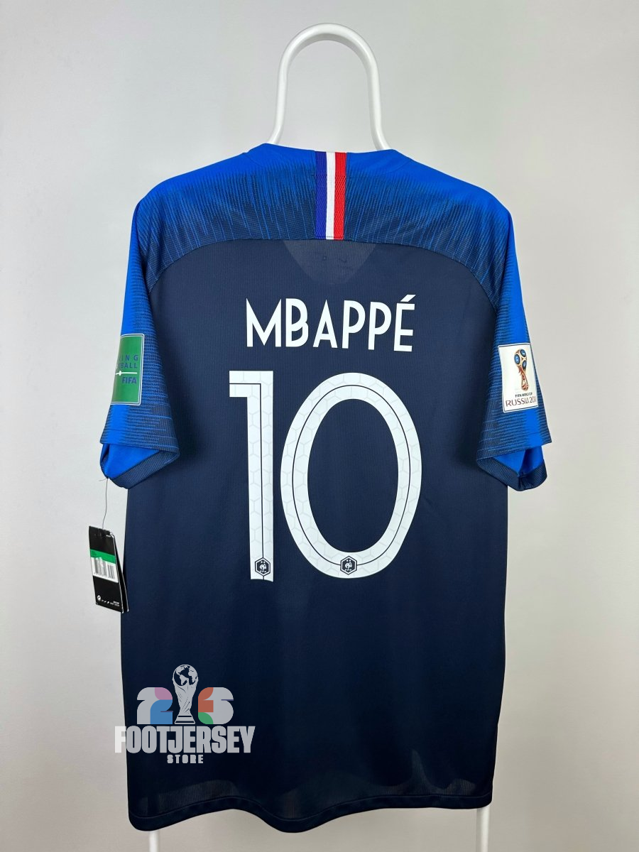 Kylian Mbappe - France 2018 home shirt 🇫🇷